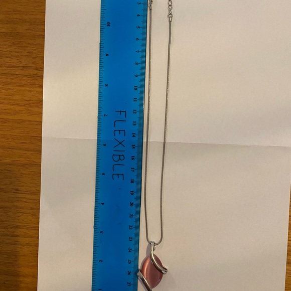 💥 3 for $20 bundle. Pendant and chain - Picture 4 of 4